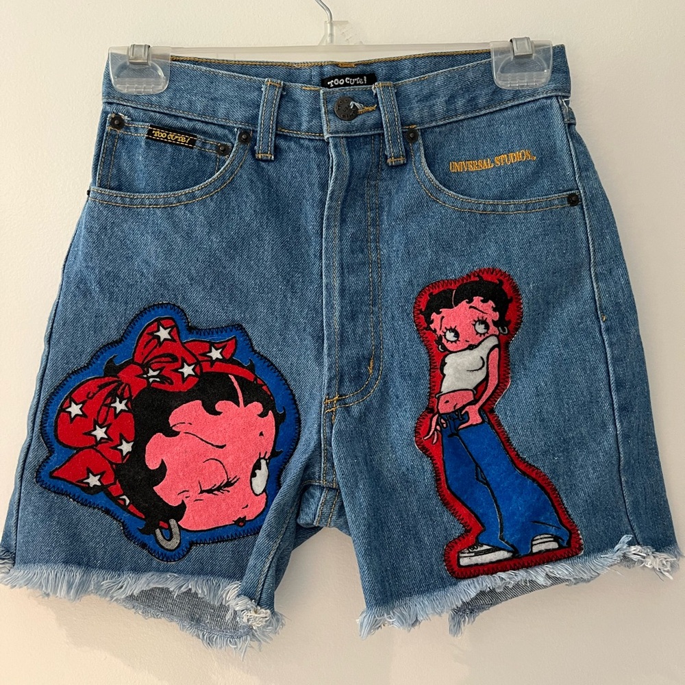 Vintage Too Cute! Betty Boop Denim Shorts XS Universal Studios Licensed